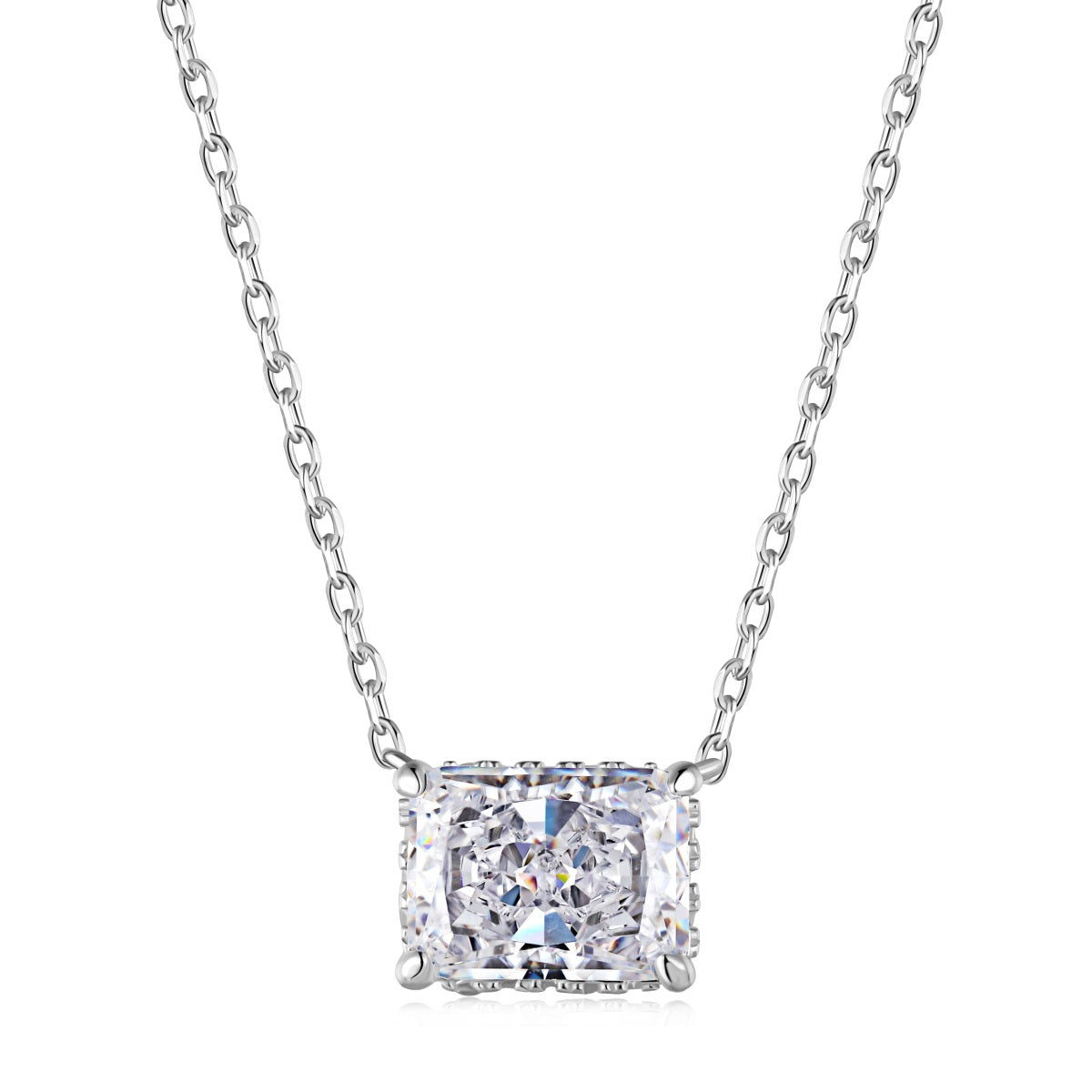 Versatile elegance: Radiant Necklace seamlessly blending classic charm and contemporary allure.