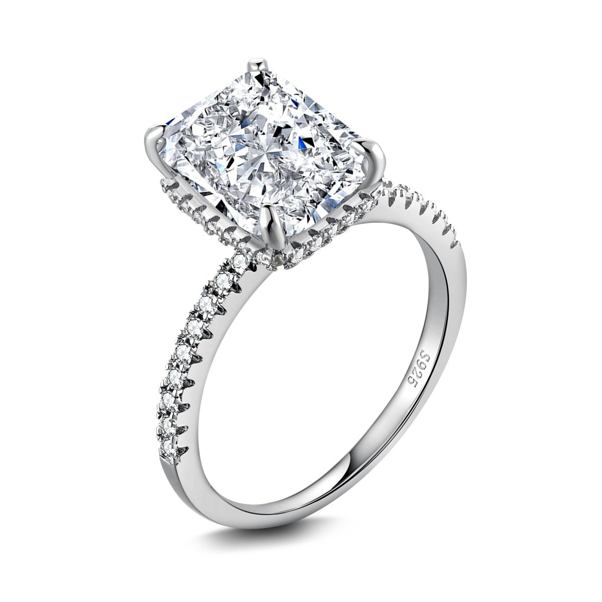 Timeless elegance in our signature ring with a captivating 4-carat simulated diamond.