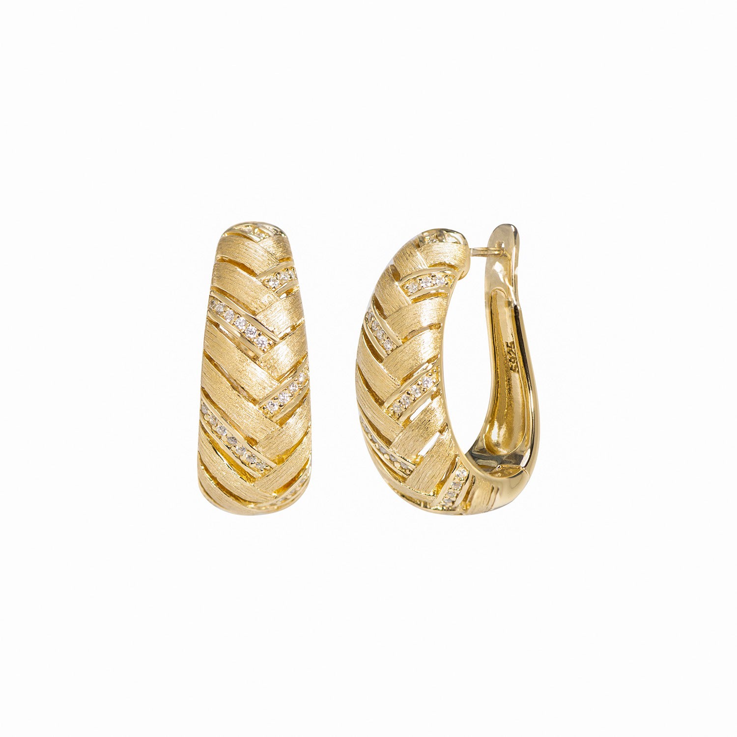 Elegant Golden Earrings with Intricate Woven Design