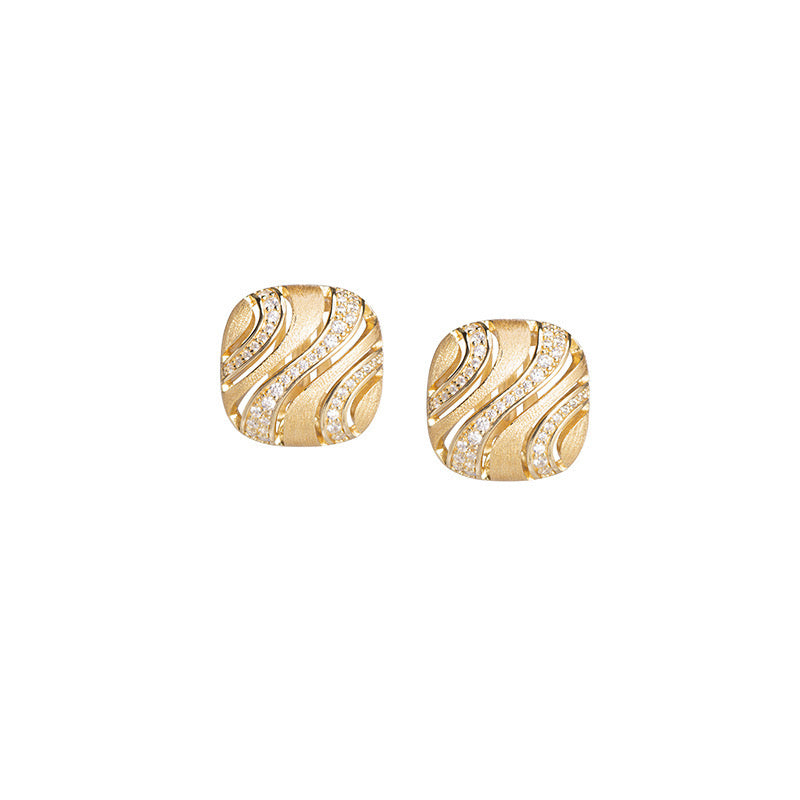 These intricately designed square earrings boast an elegant gold hue, complemented by the shimmer of simulated diamonds, evoking a sense of understated luxury. 